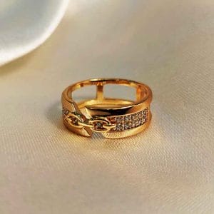 انگشتر نگین دار طرح کمربندی ژوپینگ مدل XUPING 500 وکسوز