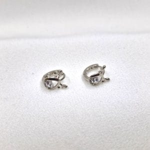 گوشواره زنانه طرح گوزن نگین دار ژوپینگ مدل XUPING 3212 فروشگاه وکسوز