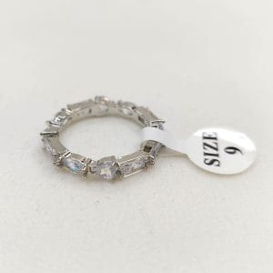 انگشتر زنانه پر نگین اشکال هندسی و نگین باگتی مدل RING 3856 فروشگاه وکسوز