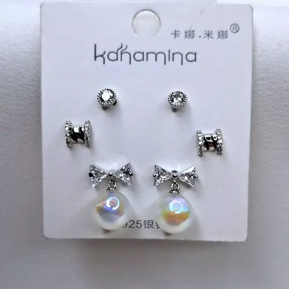 گوشواره زنانه سه تکه طرح پاپیون مرواریدی کانامینا مدل Kanamina 6689 در فروشگاه وکسوز گوشواره زنانه سه تکه طرح پاپیون مرواریدی کانامینا مدل Kanamina 6689 در فروشگاه وکسوز