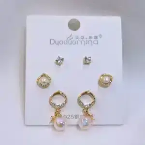 گوشواره زنانه شش عددی طرح مربع مرواریدی کانامینا مدل Kanamina 6075 در فروشگاه وکسوز